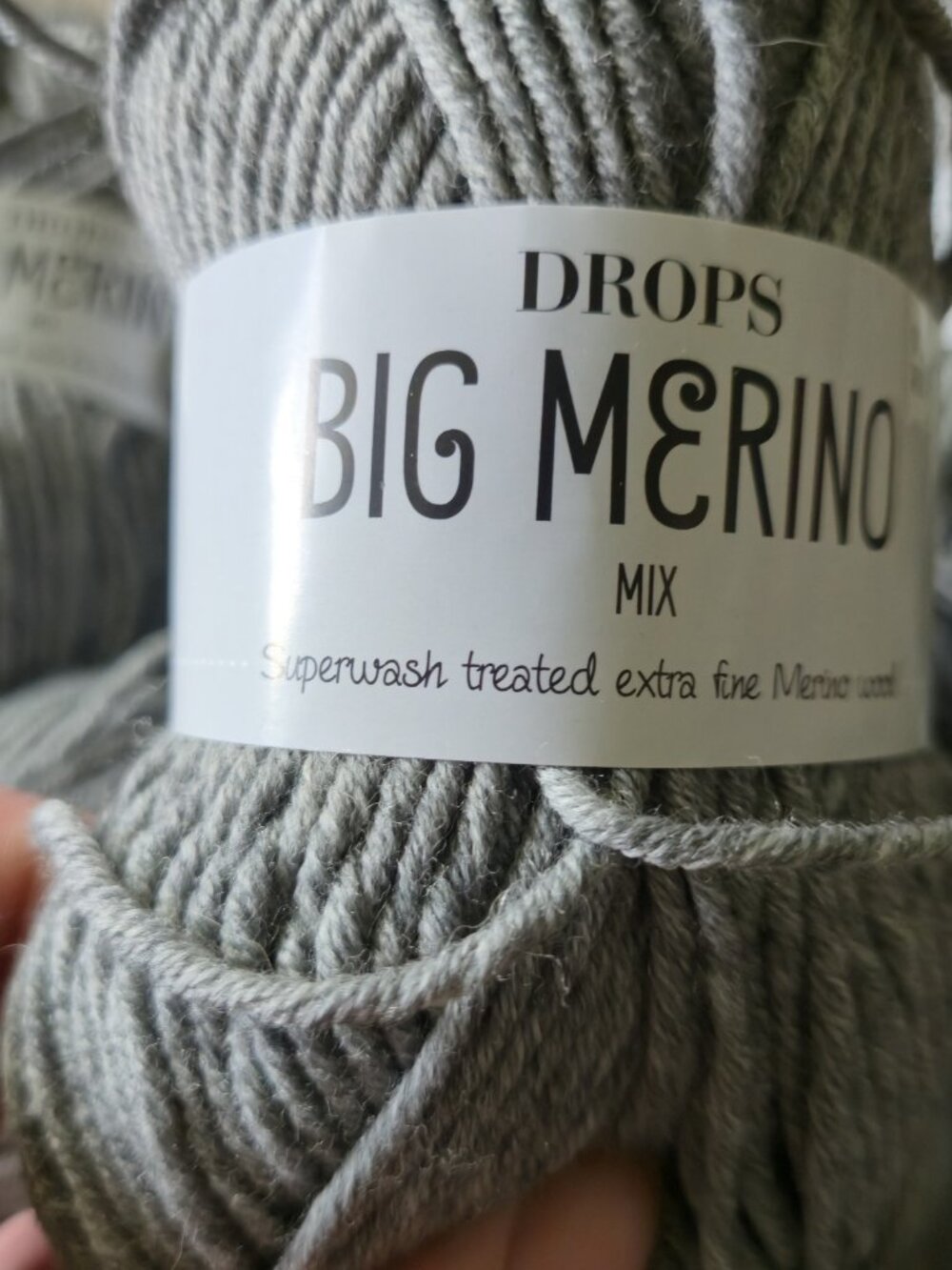 Drops Big 100% Merino Wool Yarn Lot 6 Skeins Grey Mix Superwash Fine Quality - Picture 2 of 7
